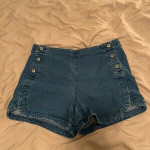 Sofia by Sofia Vegara jean shorts size 12